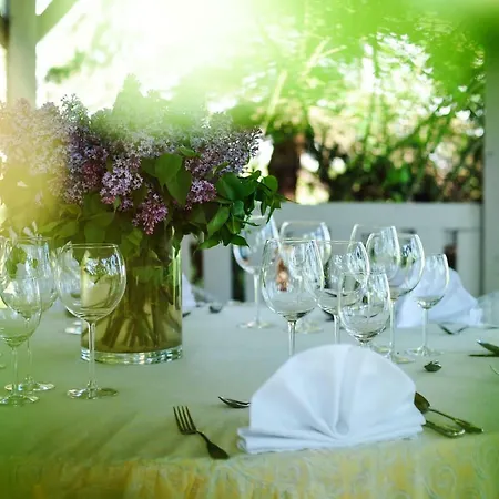 Jaworowy Dwor Zajazd